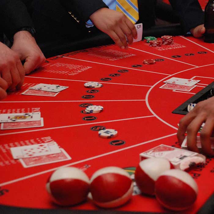 Let it Ride Cincinnati Casino Party Game
