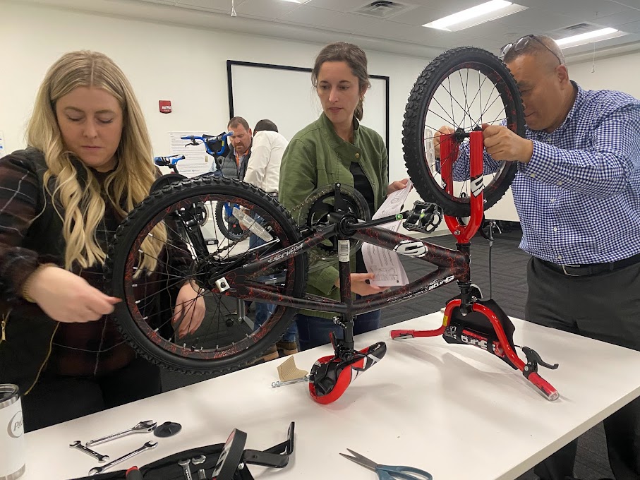 Teamwork Build a Bike