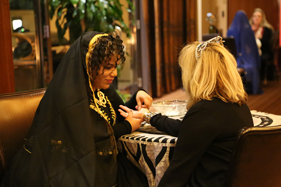 Palm Reader Gala Entertainment